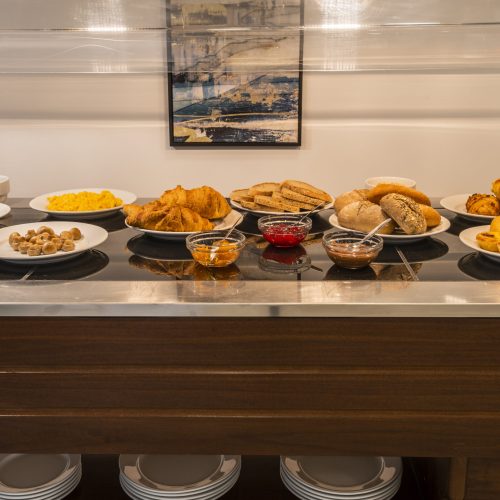 Hotel Emeralds HR-38